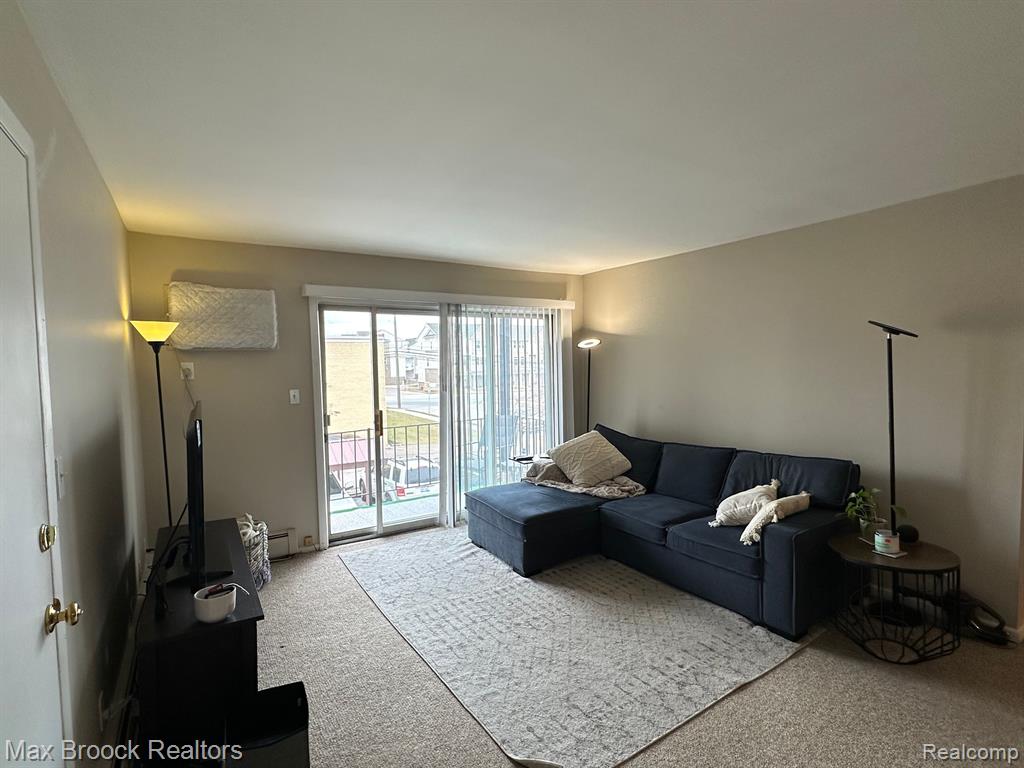 4015 BENJAMIN Avenue, 7, Royal Oak, MI 48073 — Photo 4