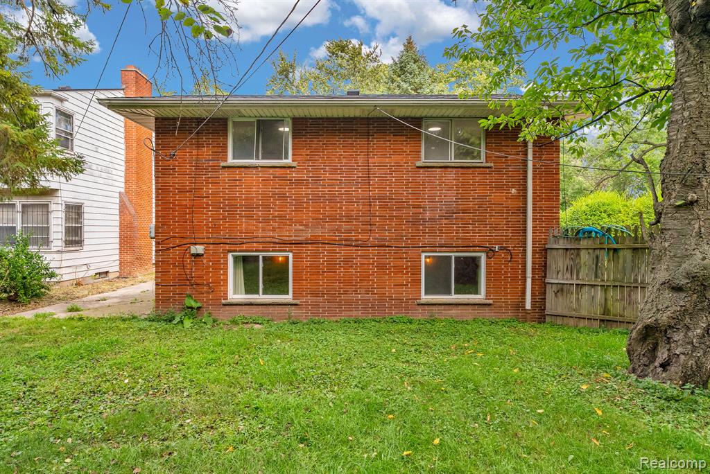 17207 Archdale Street, Detroit, MI 48235 — Photo 32