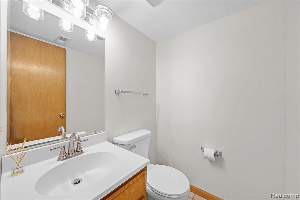 41257 S Woodbury Green Drive, Belleville, MI 48111 — Photo 31