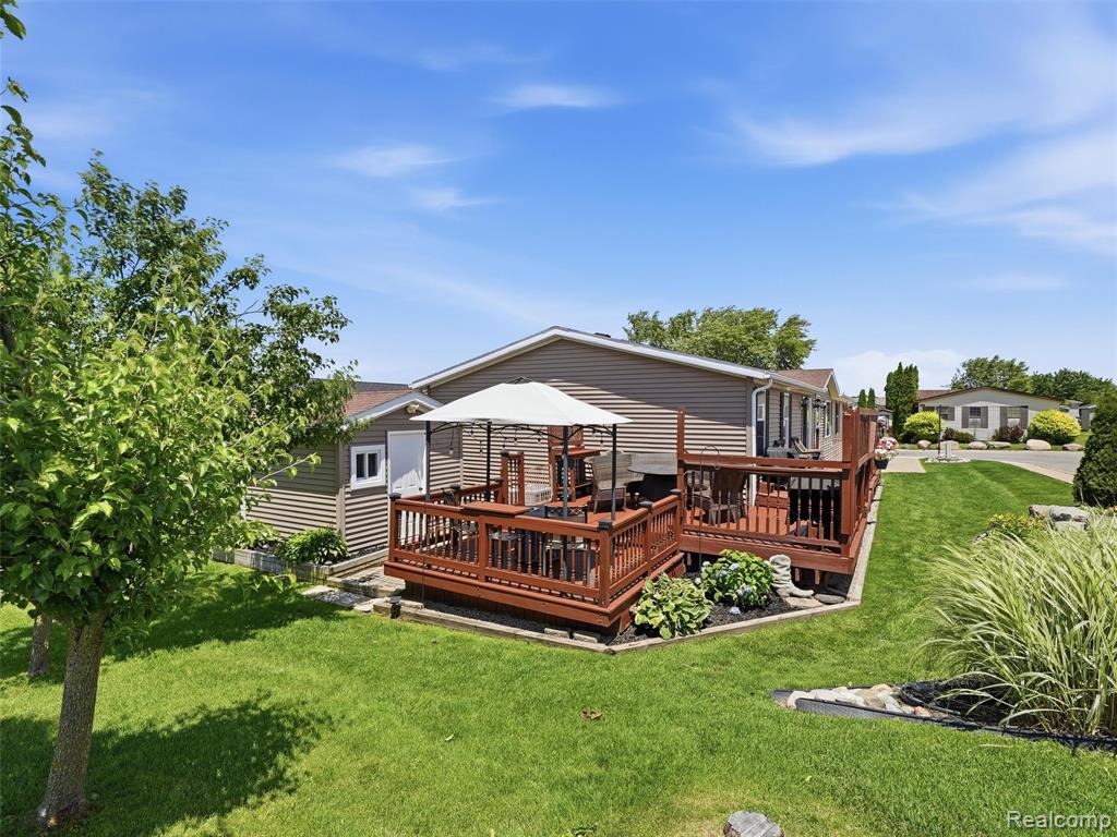 9695 Bloomsbury Circle, Northville, MI 48167 — Photo 33