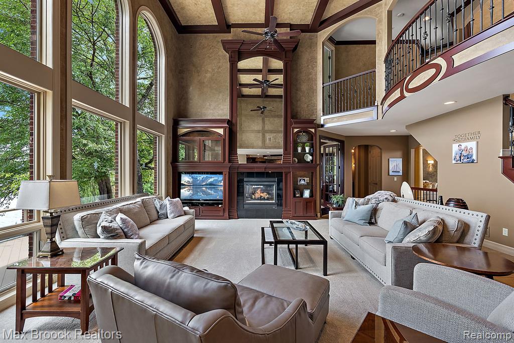 6340 Lakeshore Street, West Bloomfield, MI 48323 — Photo 10