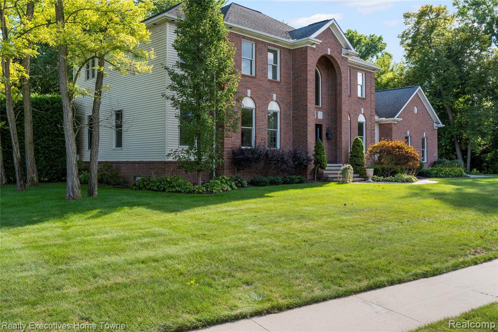 3279 SHOREWOOD Avenue, Fort Gratiot, MI 48059 — Photo 3