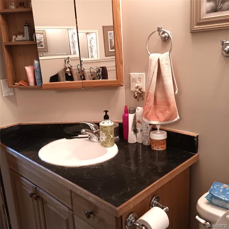 3739 Main Street N, Akron, MI 48701 — Photo 19