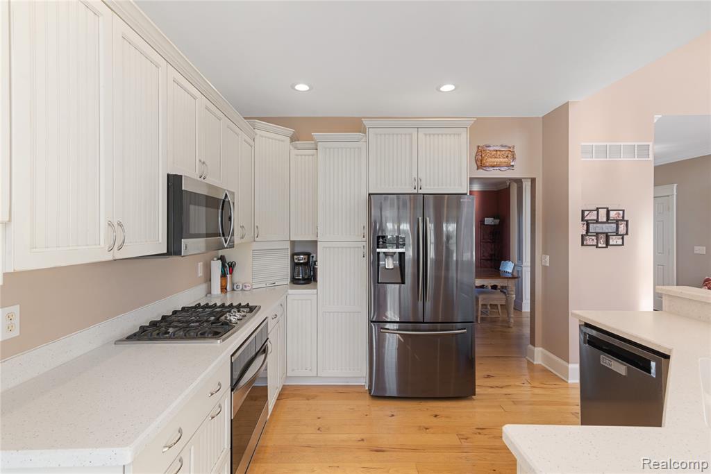 9096 Copper Ridge Drive, Davison, MI 48423 — Photo 11