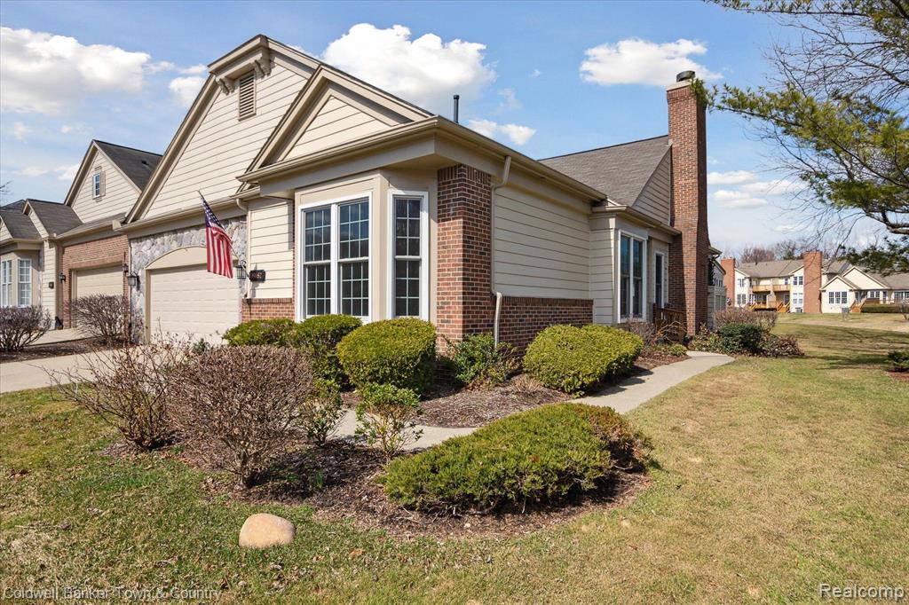 39682 MUIRFIELD Lane, 255, Northville, MI 48168 — Photo 2