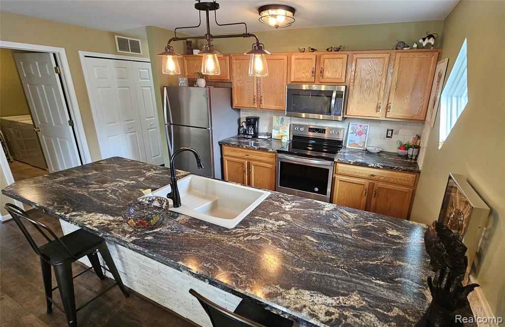 4489 Home Town, 32, Flint, MI 48506 — Photo 6