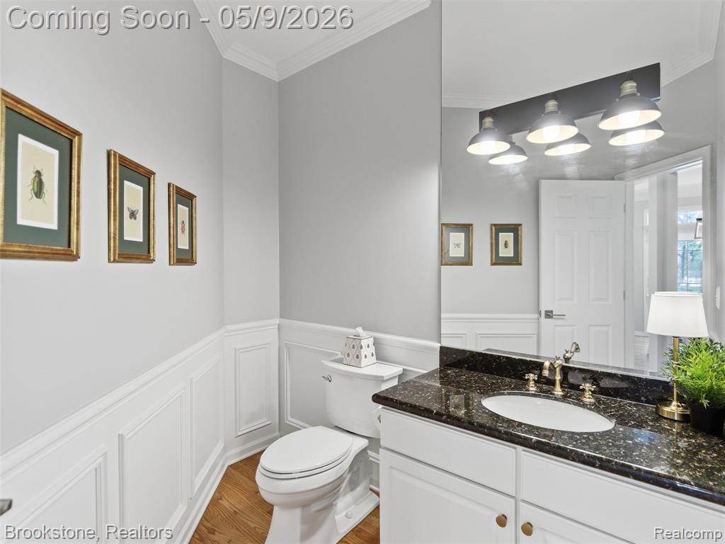 722 Lake Ridge Road, Rochester Hills, MI 48307 — Photo 20