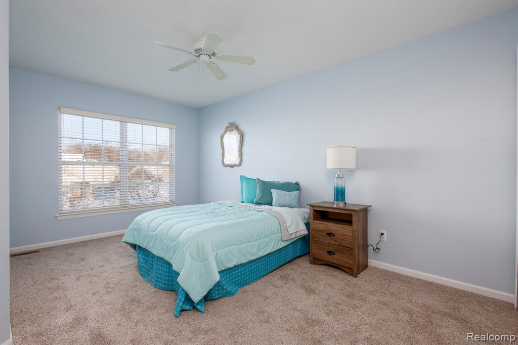 5964 Augusta Lane, Grand Blanc, MI 48439 — Photo 20