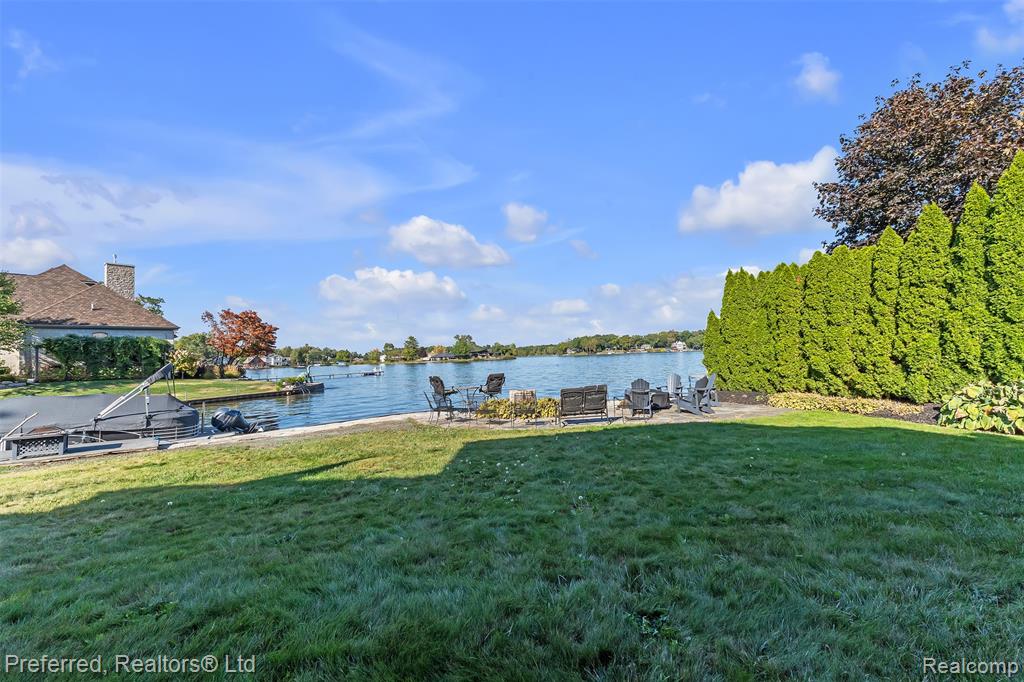 7660 Maceday Lake Road, Waterford, MI 48329 — Photo 86