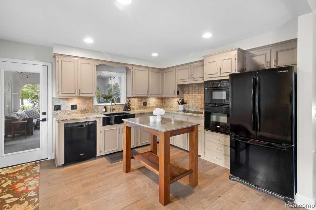 522 N Connecticut Avenue, Royal Oak, MI 48067 — Photo 8