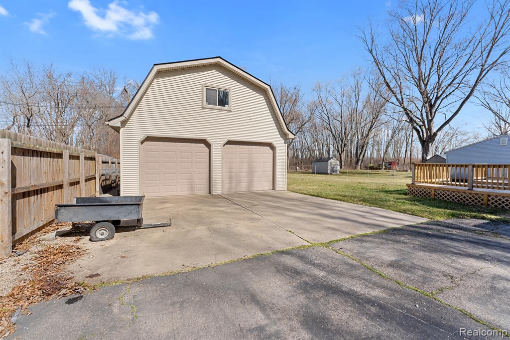 45208 Paris Drive, Belleville, MI 48111 — Photo 23