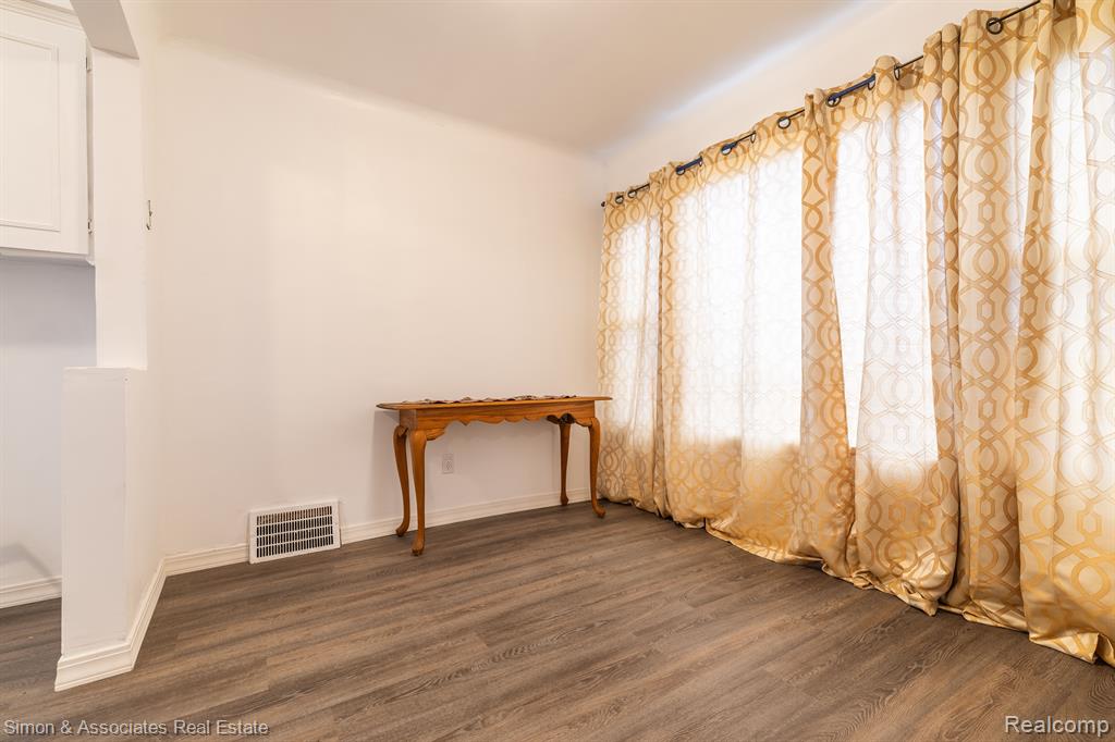 9012 Pierson Street, Detroit, MI 48228 — Photo 7