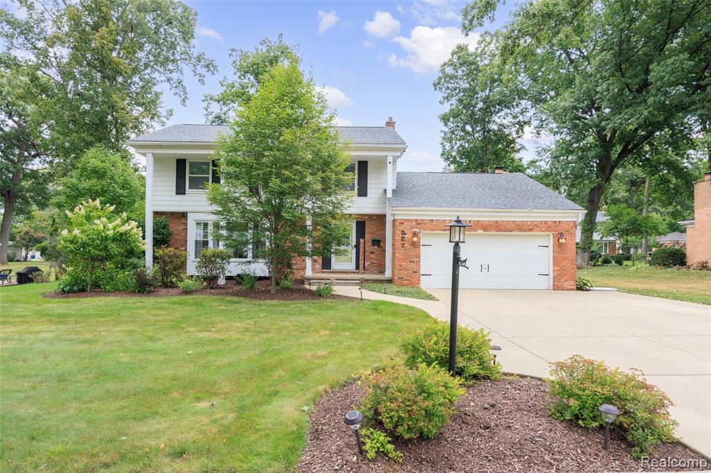 527 Greenwich Lane, Grand Blanc, MI 48439 — Photo 2