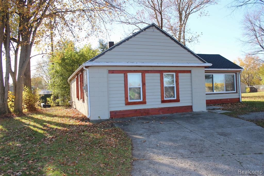 43267 UTICA Road, Sterling Heights, MI 48314 — Photo 3