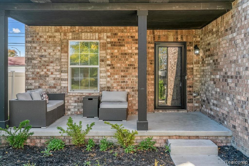 8319 Beatrice, Westland, MI — Photo 2