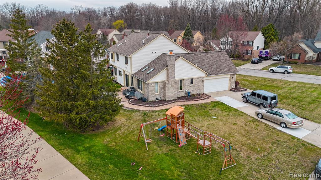 41647 SINGH Drive, Canton, MI 48188 — Photo 10