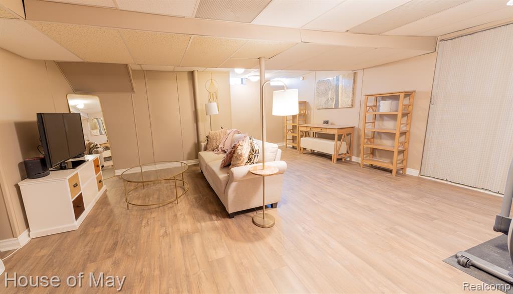 28601 REGENT N, Southfield, MI 48076 — Photo 15