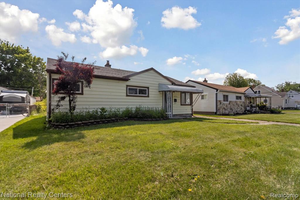 6224 Gilman Street, Garden City, MI — Photo 2
