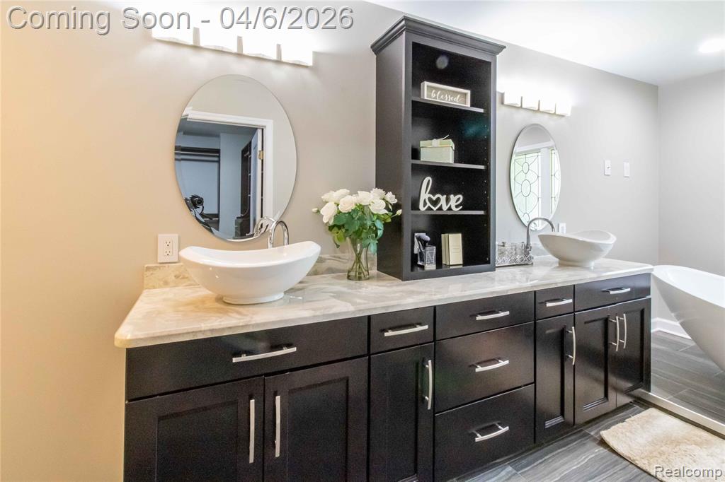 22170 ORCHARD Way, Beverly Hills, MI 48025 — Photo 40