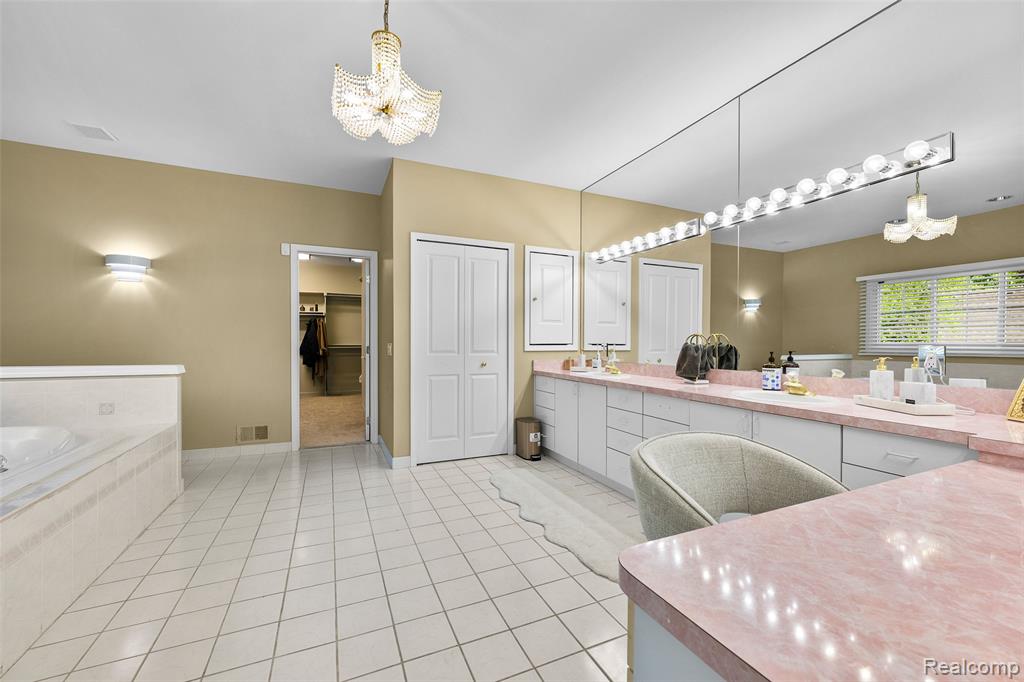 7259 Wadebridge Drive, Canton, MI 48187 — Photo 49