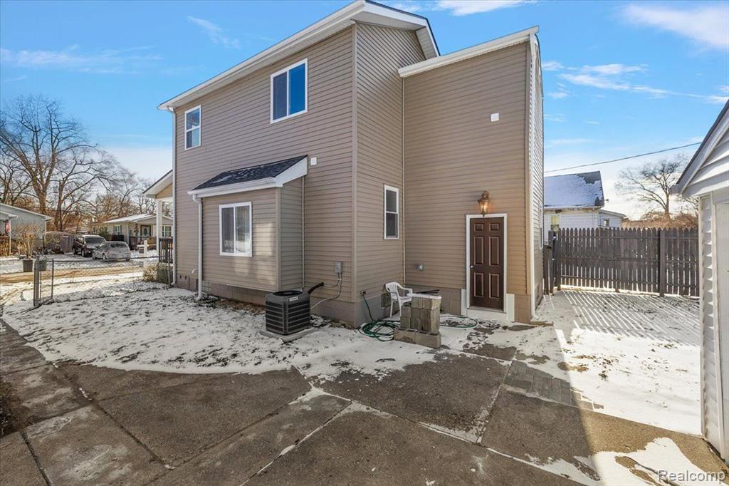20817 Parkside Boulevard, Ferndale, MI 48220 — Photo 43