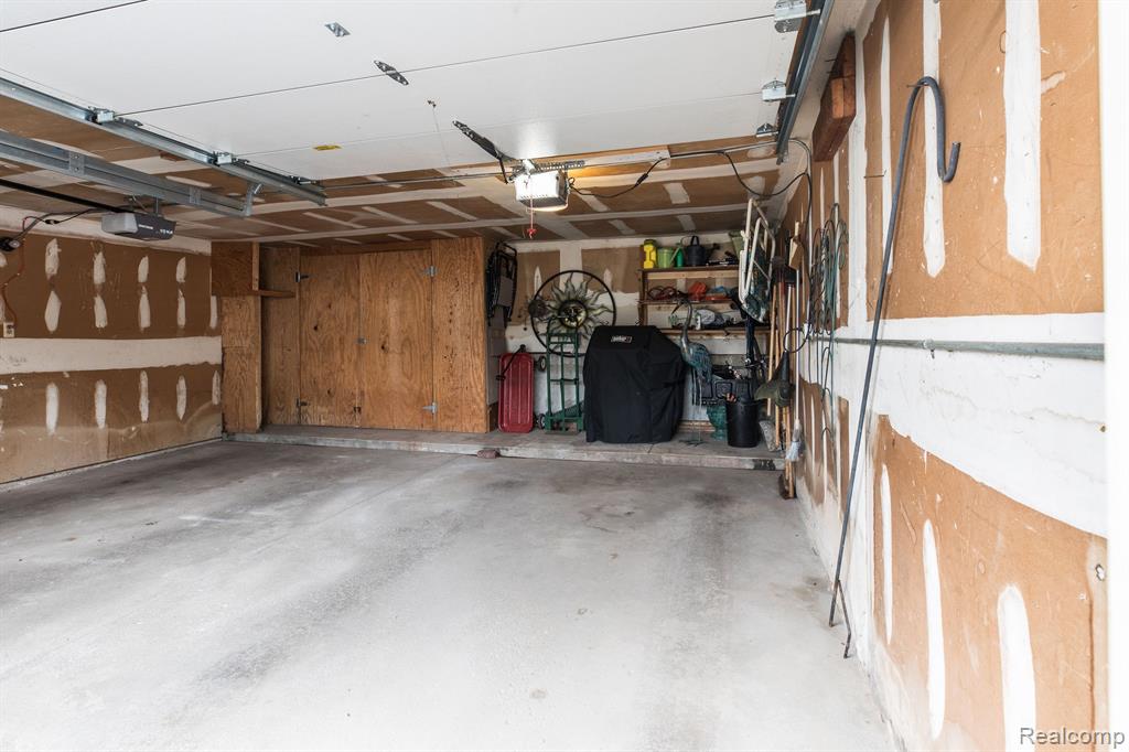 41769 ONAWAY Drive, Northville, MI 48167 — Photo 16