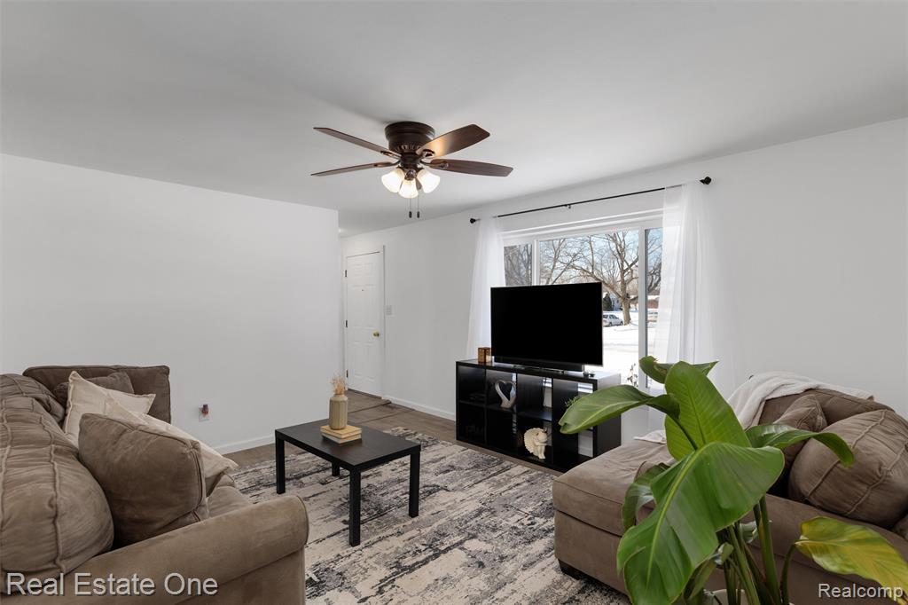 9535 Chamberlain Street, Romulus, MI 48174 — Photo 3