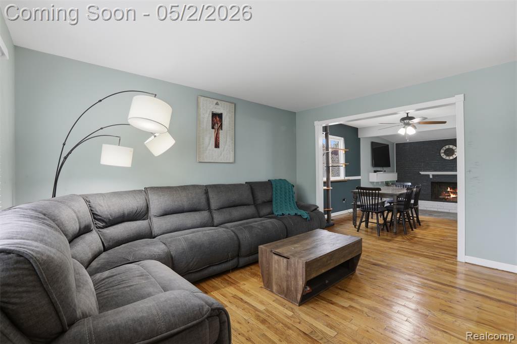 578 Worchester Street, Westland, MI 48186 — Photo 2