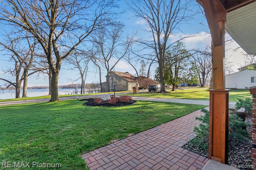 4357 Skusa Drive - Photo 2