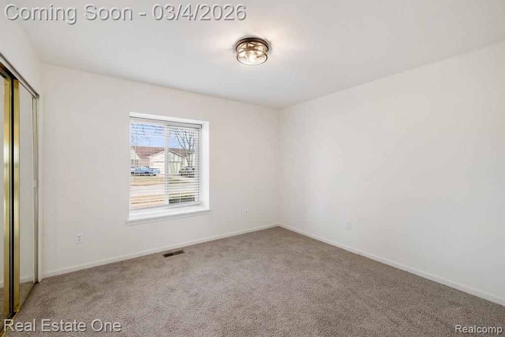 41146 Justin Drive, Clinton Twp, MI 48038 — Photo 26
