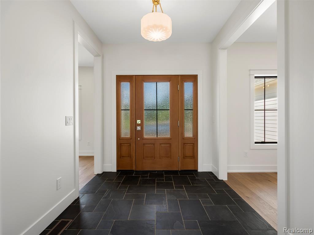 3681 Outback Trail, Putnam, MI 48169 — Photo 4