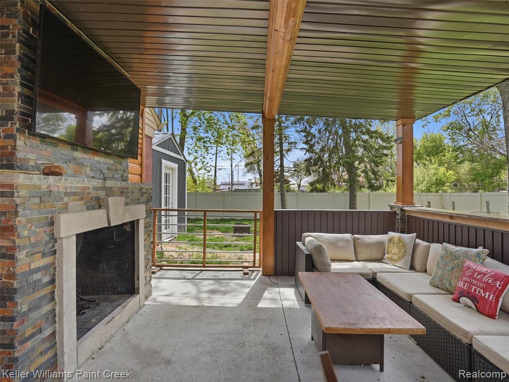 18048 Elizabeth Street, Roseville, MI 48066 — Photo 37