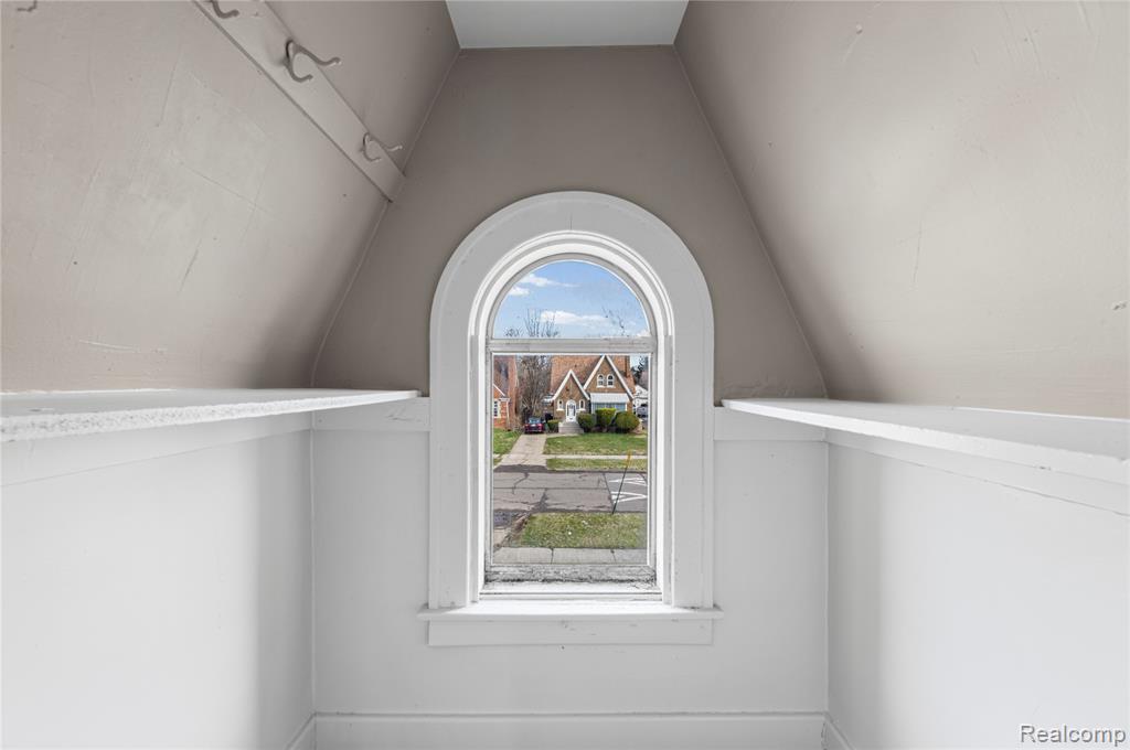 13100 Wilshire Drive, Detroit, MI 48213 — Photo 22