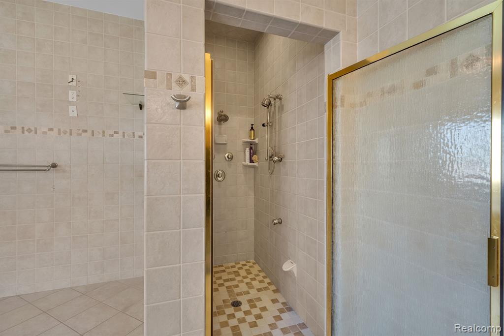 47081 Hidden River Circle N, Canton, MI 48188 — Photo 24