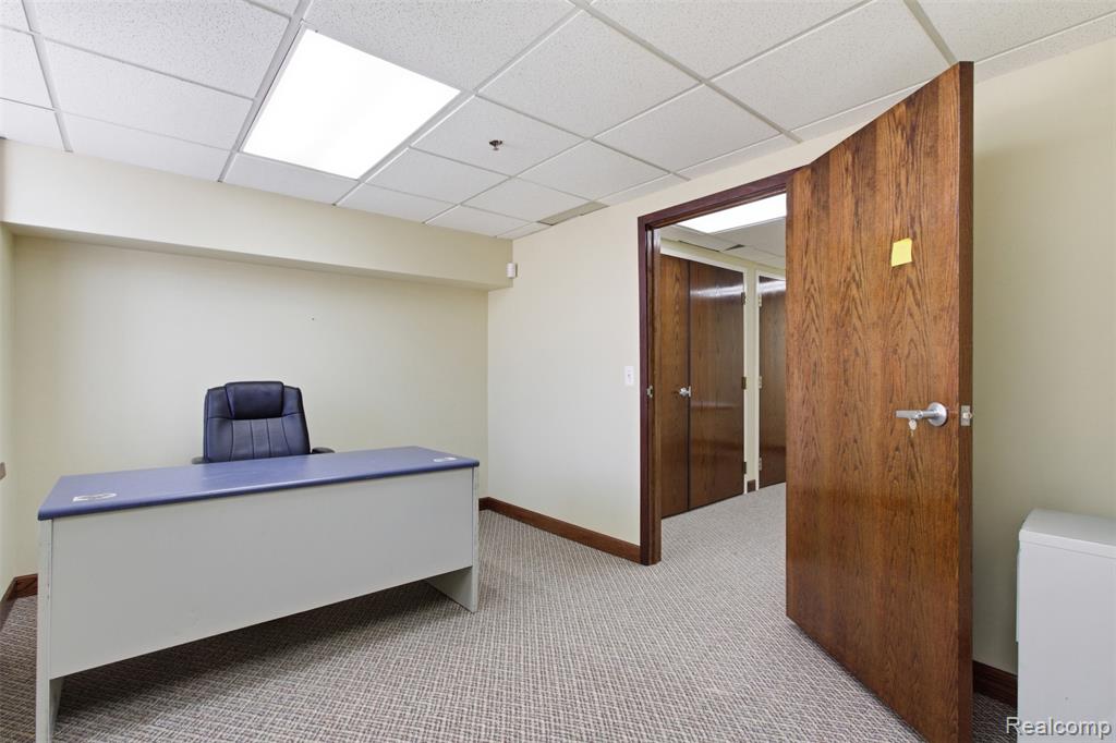 985 E Jefferson, Detroit, MI 48207 — Photo 12