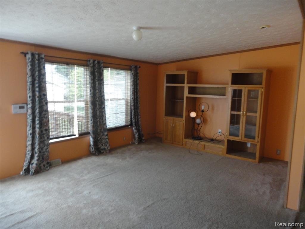 3954 Ryans Ridge, Monroe, MI 48161 — Photo 7