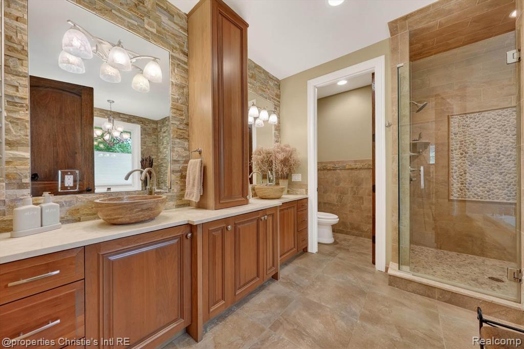 1330 Oxford Road, Beverly Hills, MI 48304 — Photo 22