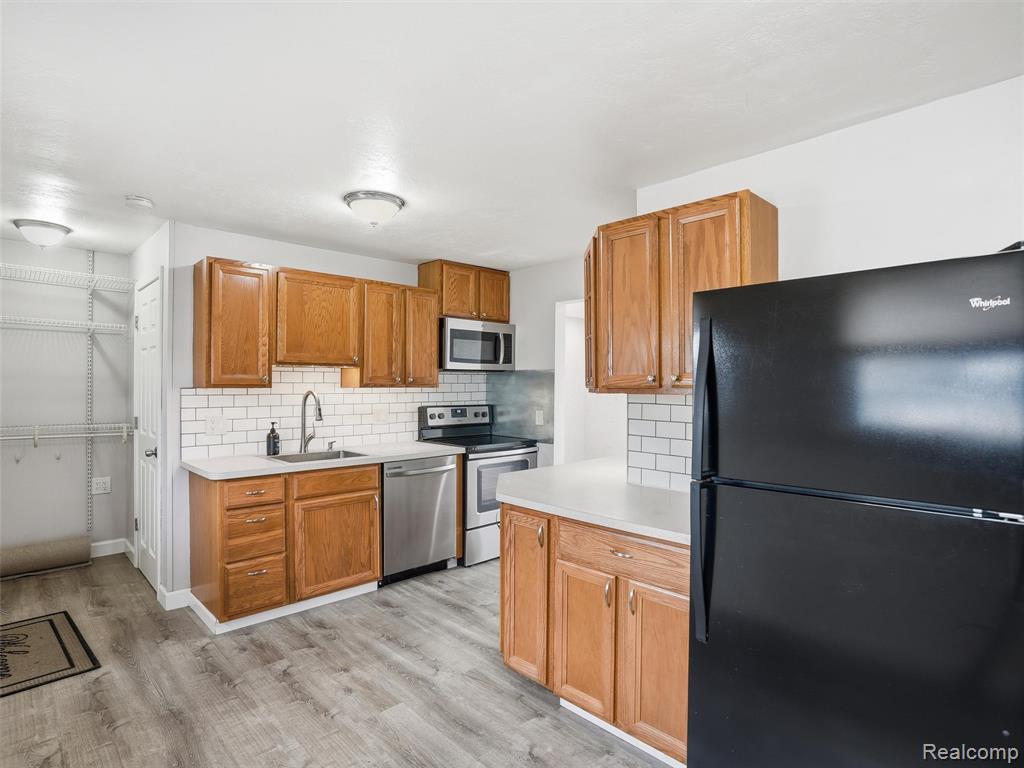15380 Maxwell Avenue, Plymouth, MI 48170 — Photo 16