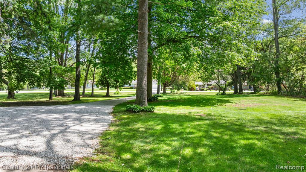 8638 Stone Road, Clay, MI 48001 — Photo 51