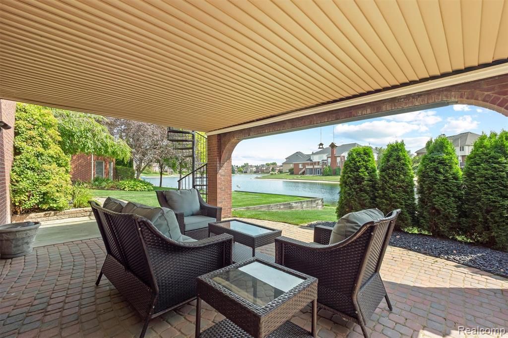 54468 Flamingo Drive, Shelby Twp, MI 48315 — Photo 45