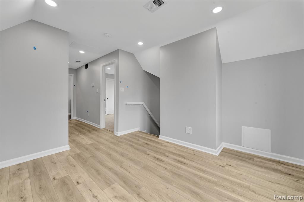 5291 Devonshire Road, Detroit, MI 48224 — Photo 33