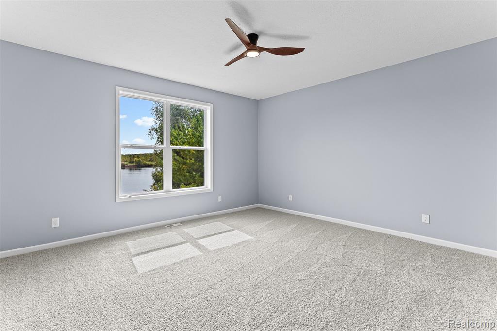 711 W Windward Way, Perry, MI 48872 — Photo 18