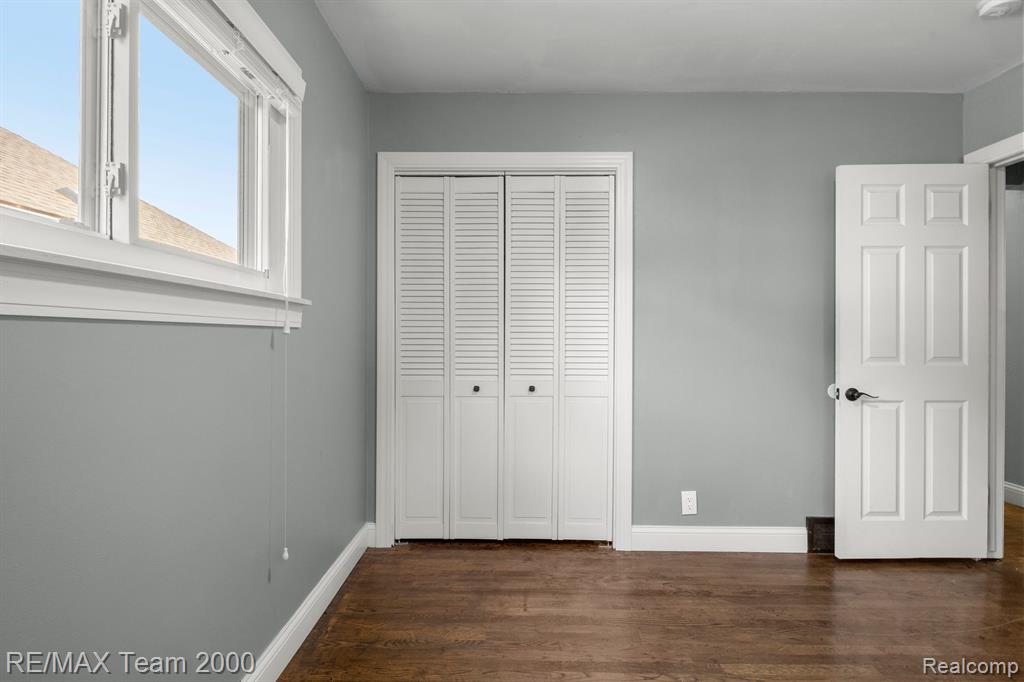 421 GARDENDALE Street, Ferndale, MI 48220 — Photo 22