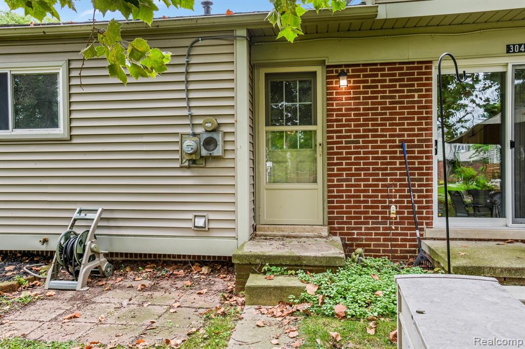 3043 Williamsburg, Ann Arbor, MI 48108 — Photo 16