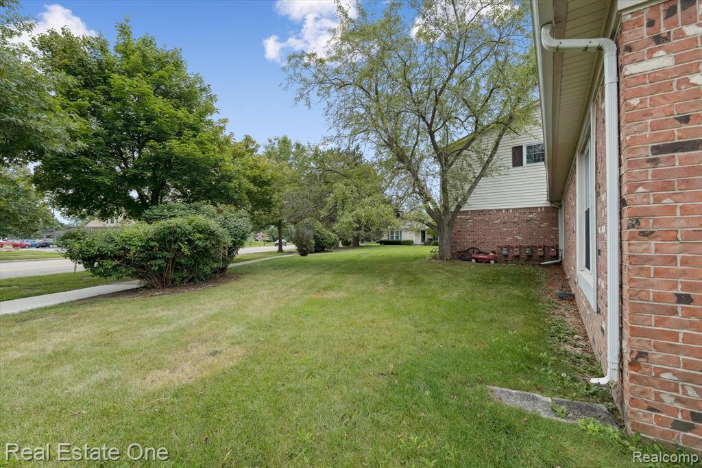 44407 Newburyport Drive, Canton, MI 48187 — Photo 22