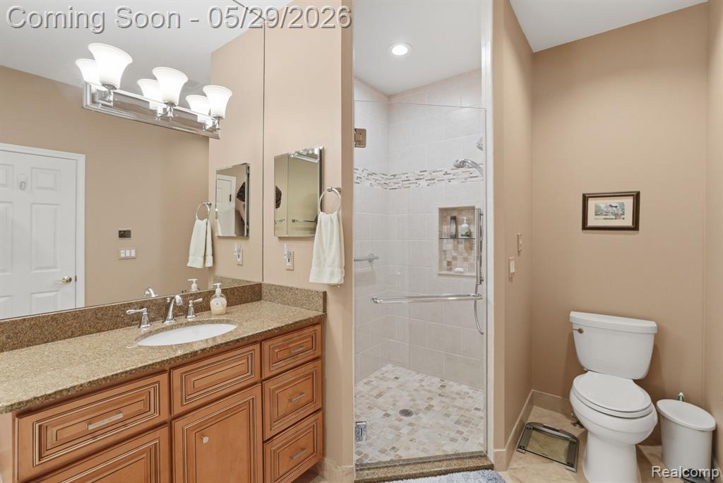 47301 Bramblewood Court, Novi, MI — Photo 30
