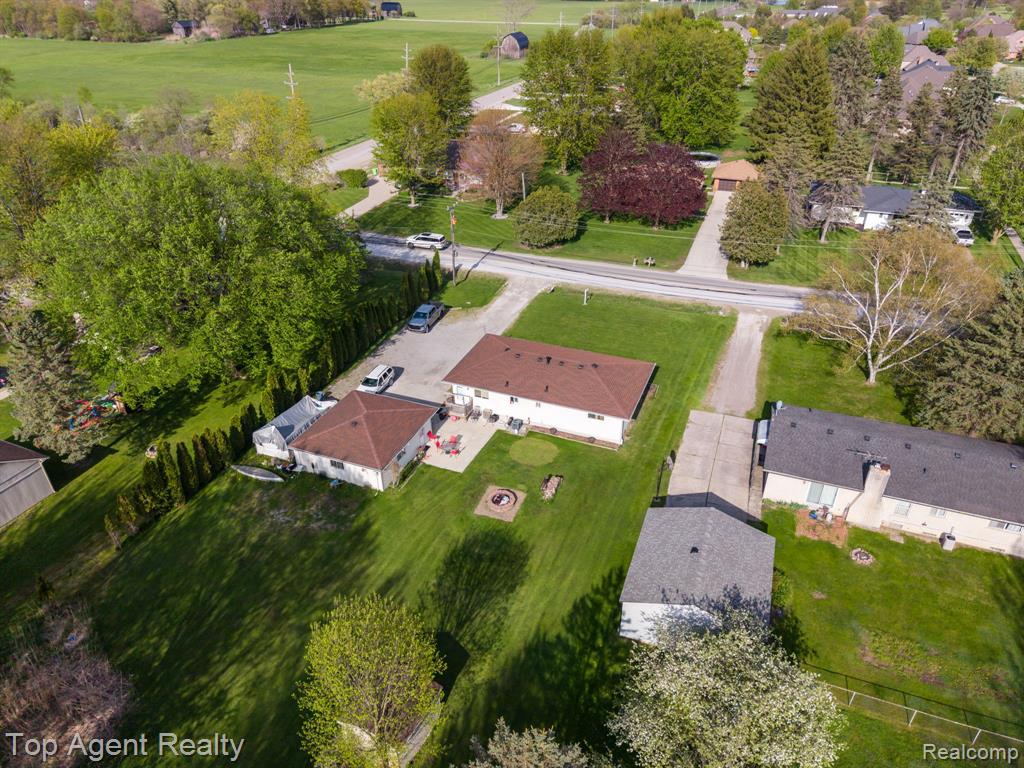 54951 Ridge Road, New Baltimore, MI 48047 — Photo 58