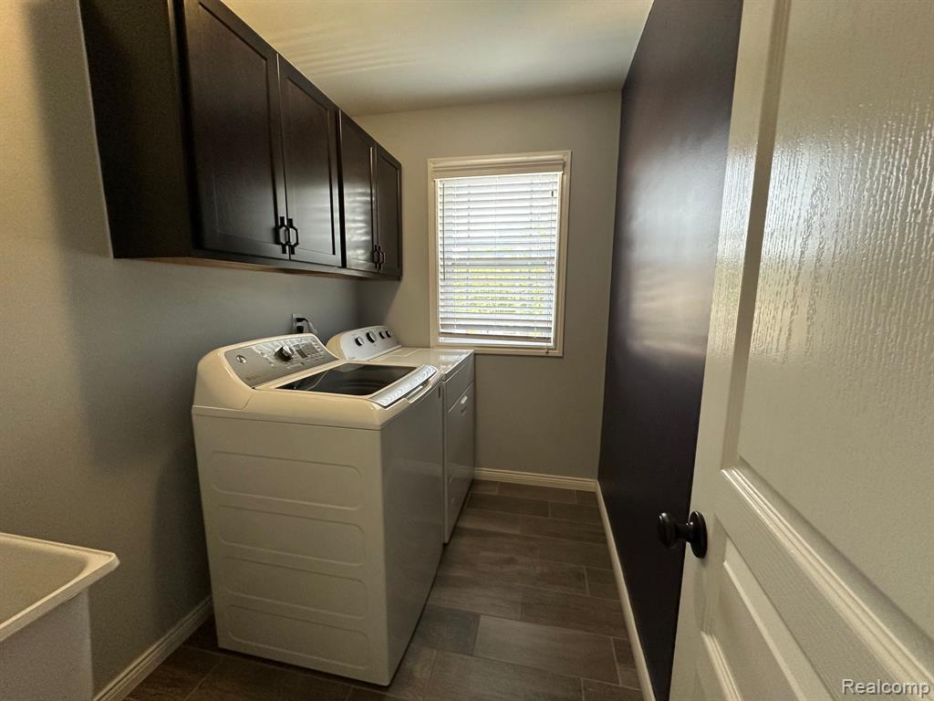 518 PARKDALE AVE, Rochester, MI 48307 — Photo 22