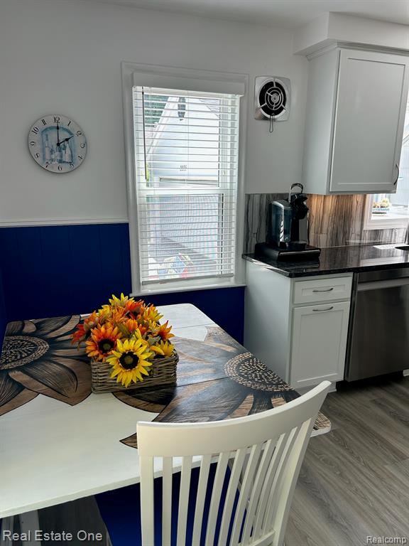 2075 Deering Street, Garden City, MI — Photo 12