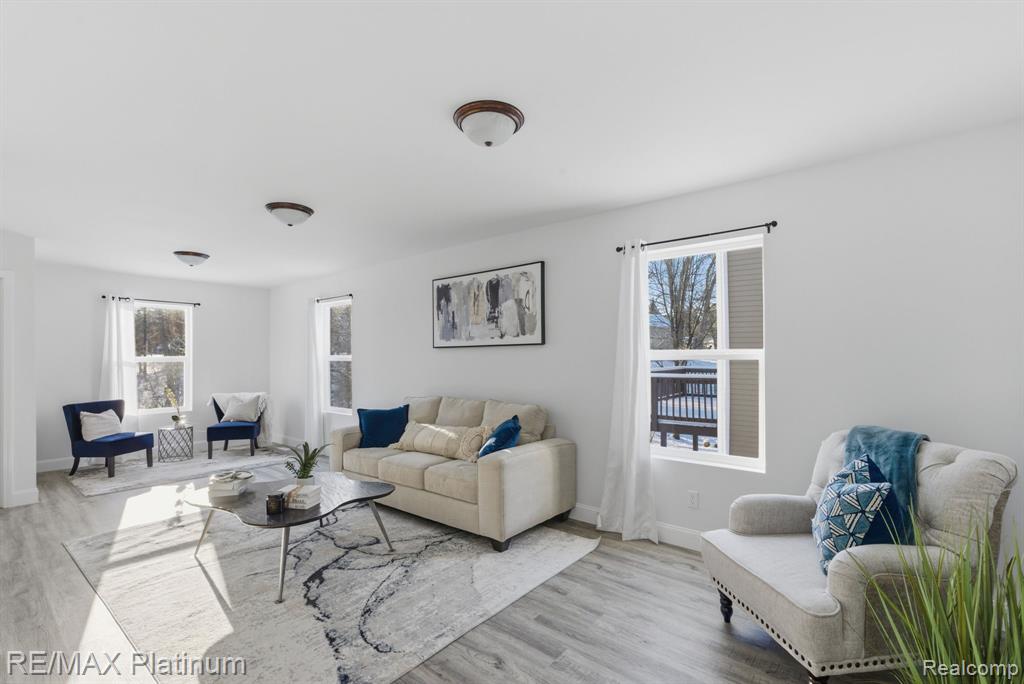 2424 Fisher Road, Howell, MI 48855 — Photo 2